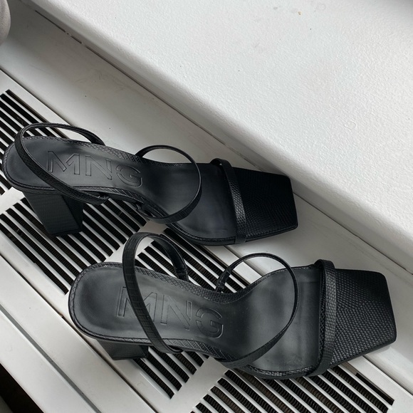Mango black strappy sandals - Picture 2 of 3